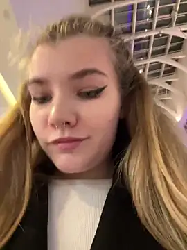 Holy Tereza online show from December 11, 2024, 3:37 pm