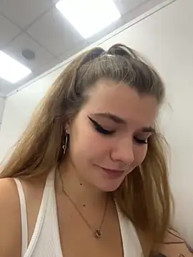 Holy Tereza online show from November 15, 2025, 3:52 pm