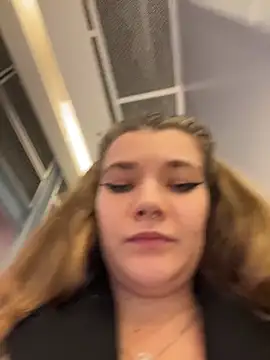 Holy Tereza online show from December 20, 2025, 3:41 pm