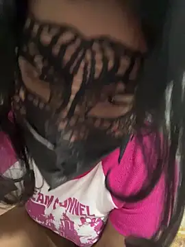 Snapshot of Cheezy_Sithu chatting on February 14, 2025, 5:03 pm Cheezy Sithu online show from February 14, 2025, 5:03 pm