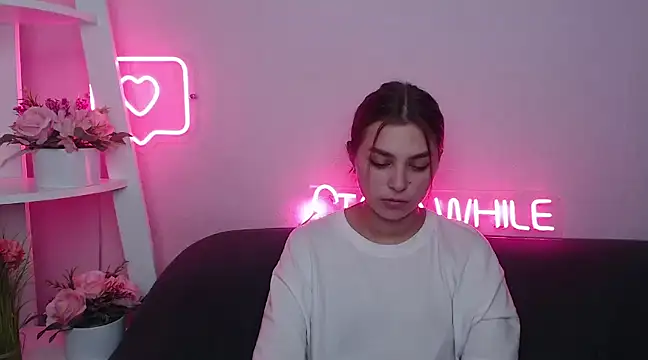 MilanaAngelAs online show from January 17, 2025, 10:55 am