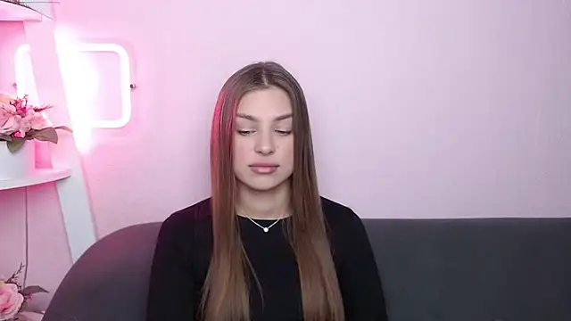 Snapshot of MilanaAngelAs chatting on April 18, 2026, 4:49 am MilanaAngelAs online show from April 18, 2026, 4:49 am