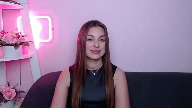 Snapshot of MilanaAngelAs chatting on April 19, 2026, 4:45 am MilanaAngelAs online show from April 19, 2026, 4:45 am
