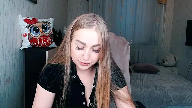 Snapshot of _KittyBoo chatting on November 26, 2025, 6:36 am KittyBoo online show from November 26, 2025, 6:36 am