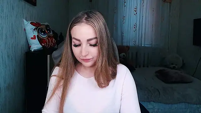 Snapshot of _KittyBoo chatting on December 15, 2025, 8:51 am KittyBoo online show from December 15, 2025, 8:51 am