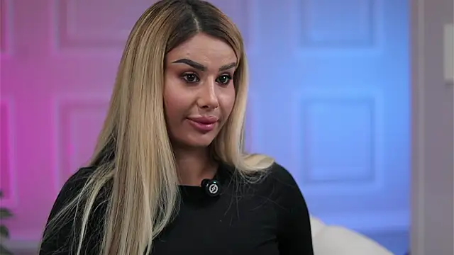 EvaZane online show from October 21, 2025, 7:14 pm