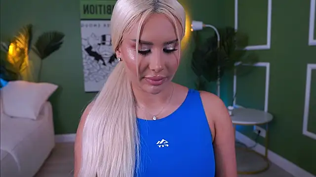 Snapshot of EvaZane chatting on May 23, 2026, 10:30 am EvaZane online show from May 23, 2026, 10:30 am