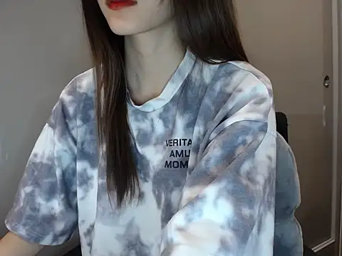 Snapshot of LiDonnaa chatting on December 4, 2025, 1:31 pm LiDonnaa online show from December 4, 2025, 1:31 pm