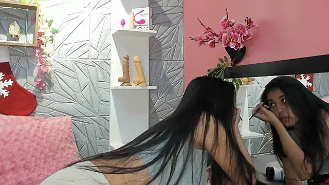 LilithKlain  online show from December 30, 2024, 12:31 pm