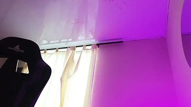 ViolettaSummer online show from February 9, 2025, 10:11 pm