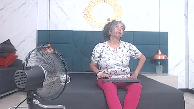 Snapshot of chanel_grant chatting on March 31, 2026, 7:58 pm chanel grant online show from March 31, 2026, 7:58 pm