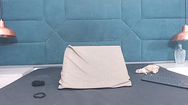 Snapshot of chanel_grant chatting on April 13, 2026, 8:14 pm chanel grant online show from April 13, 2026, 8:14 pm