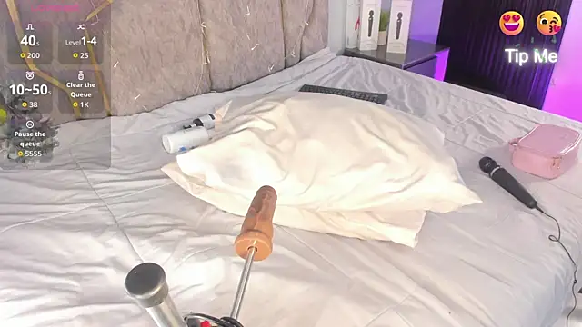 Snapshot of Katejordan chatting on December 15, 2025, 8:35 pm Katejordan online show from December 15, 2025, 8:35 pm