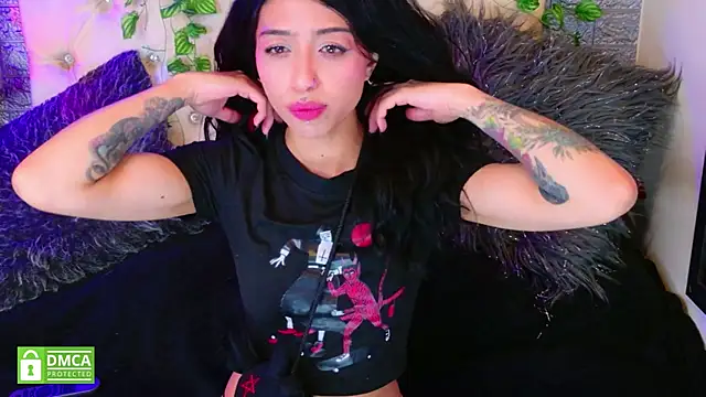 REDHOTTER  online show from November 22, 2025, 7:46 pm