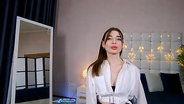 Snapshot of NicoleRosss chatting on January 30, 2025, 2:58 pm NicoleRosss online show from January 30, 2025, 2:58 pm
