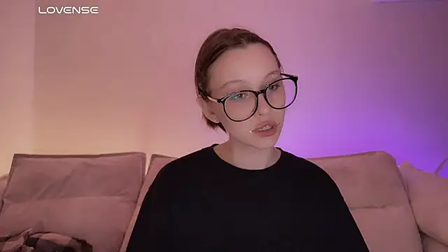 yourconcept online show from December 3, 2025, 6:17 pm