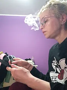 BritneyHudson online show from March 28, 2026, 7:52 am