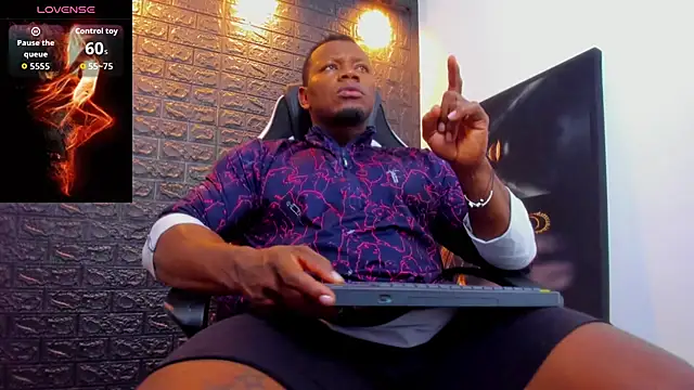 tommike online show from February 10, 2026, 10:36 pm