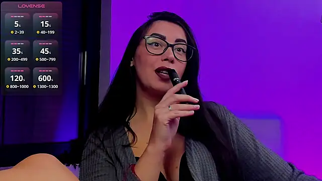 Snapshot of RitaSonnet chatting on November 2, 2025, 1:57 pm RitaSonnet online show from November 2, 2025, 1:57 pm