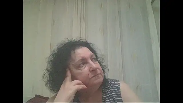 Snapshot of maturekorine chatting on May 16, 2026, 6:28 pm maturekorine online show from May 16, 2026, 6:28 pm