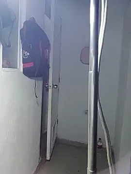 Snapshot of KarameloVzla chatting on February 27, 2026, 1:49 am KarameloVzla online show from February 27, 2026, 1:49 am