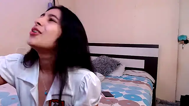 Snapshot of chika_hellar chatting on October 20, 2025, 10:54 pm chika hellar online show from October 20, 2025, 10:54 pm