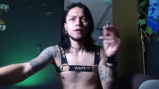 Dicaprioo  online show from November 7, 2025, 6:41 pm