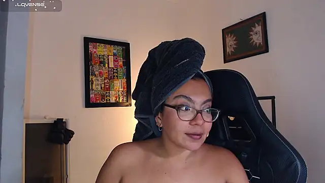 Snapshot of Rachell__420 chatting on March 2, 2026, 11:55 pm Rachell 420 online show from March 2, 2026, 11:55 pm
