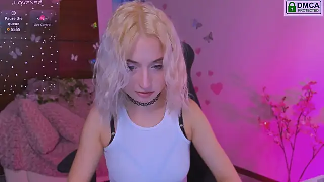 Snapshot of melisa_white1 chatting on March 6, 2025, 8:48 pm melisa white1 online show from March 6, 2025, 8:48 pm