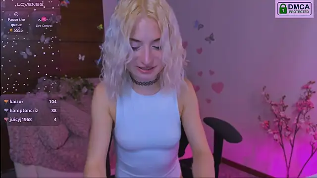 Snapshot of melisa_white1 chatting on March 6, 2025, 11:53 pm melisa white1 online show from March 6, 2025, 11:53 pm