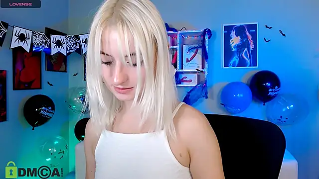 Snapshot of melisa_white1 chatting on October 26, 2025, 8:15 pm melisa white1 online show from October 26, 2025, 8:15 pm