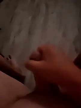 Snapshot of Szeltolo001 chatting on September 23, 2025, 2:47 am Szeltolo001 online show from September 23, 2025, 2:47 am