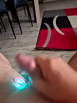 Szeltolo001 online show from March 30, 2026, 2:34 am