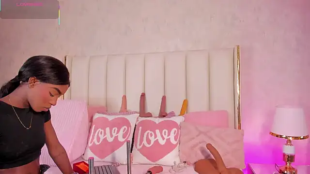 Snapshot of CahitlinBell chatting on January 14, 2026, 6:08 am CahitlinBell online show from January 14, 2026, 6:08 am