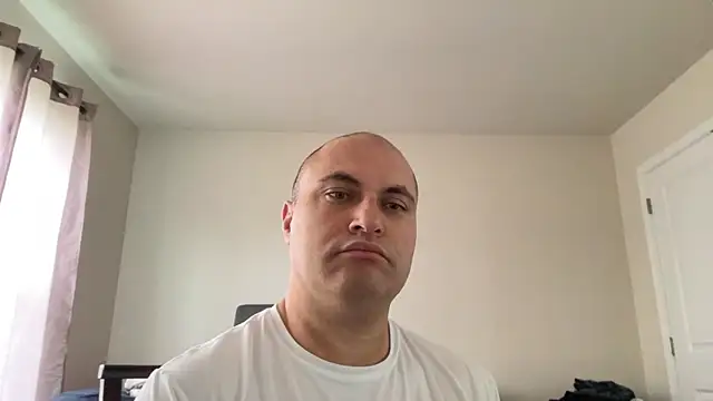 SluggishChase99 online show from May 8, 2026, 2:33 pm