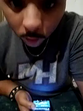 Snapshot of Dj-yefri-pauta chatting on January 30, 2025, 9:14 pm Dj-yefri-pauta online show from January 30, 2025, 9:14 pm