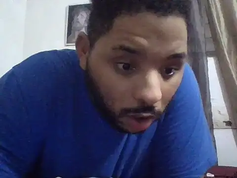 Snapshot of Dj-yefri-pauta chatting on October 25, 2025, 1:46 am Dj-yefri-pauta online show from October 25, 2025, 1:46 am