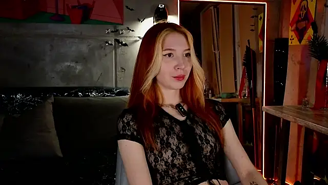 izi-fox online show from February 1, 2025, 9:19 pm