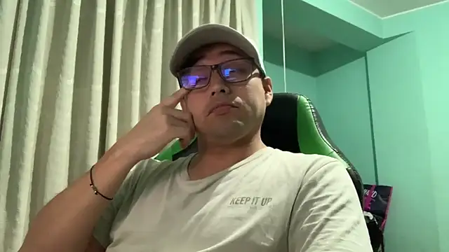 Snapshot of Allen_ibe chatting on May 18, 2026, 4:40 am Allen ibe online show from May 18, 2026, 4:40 am