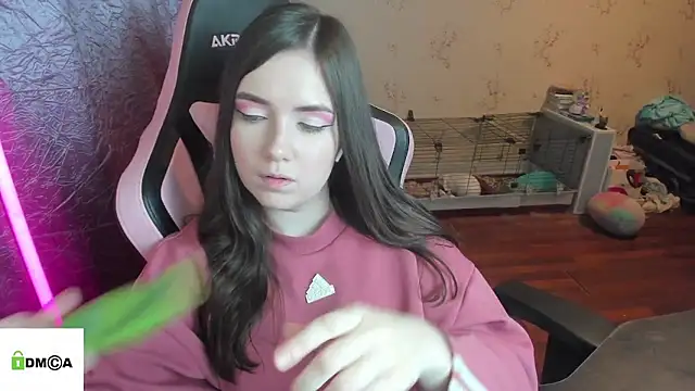 Crazy forest fairy online show from February 5, 2026, 10:25 pm