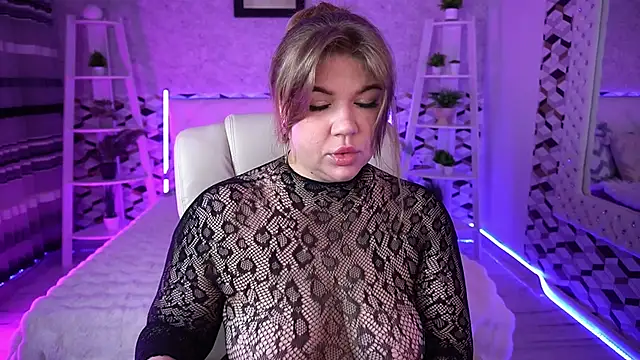 GabbieJay online show from April 15, 2026, 12:23 pm