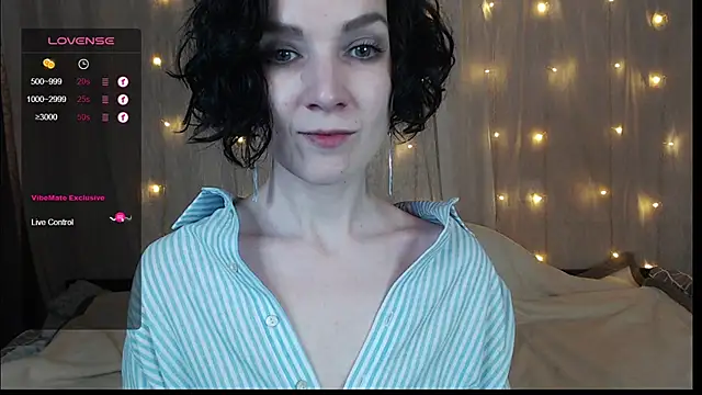 TinaWince online show from December 15, 2024, 8:19 am