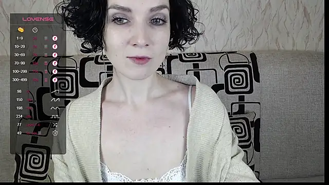 TinaWince online show from February 9, 2025, 5:40 am