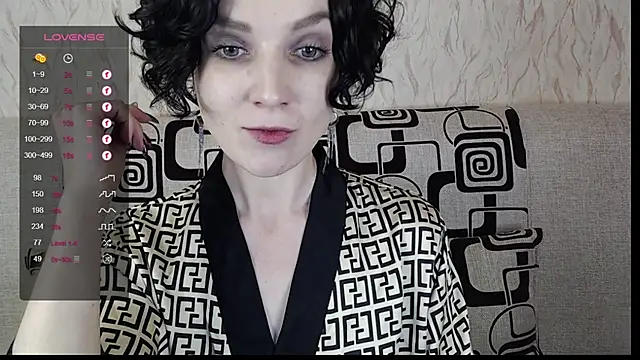 TinaWince online show from March 9, 2025, 9:46 am