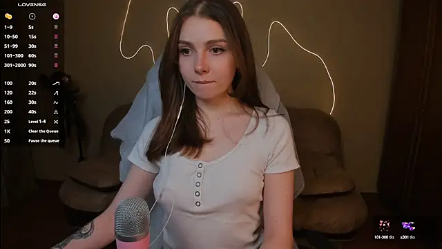 Snapshot of Kami_kam chatting on March 4, 2025, 5:13 pm Kami kam online show from March 4, 2025, 5:13 pm