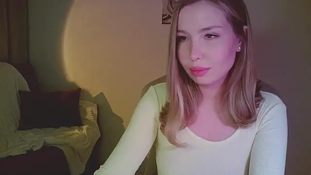 Snapshot of mia_raspberrie chatting on April 28, 2026, 10:04 pm mia raspberrie online show from April 28, 2026, 10:04 pm