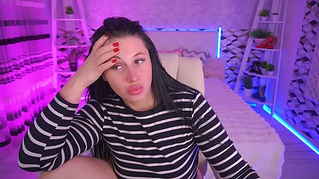Snapshot of ArianaDarkk chatting on May 12, 2026, 7:55 pm ArianaDarkk online show from May 12, 2026, 7:55 pm