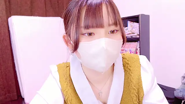 Snapshot of senachinnn chatting on February 25, 2025, 12:03 pm senachinnn online show from February 25, 2025, 12:03 pm