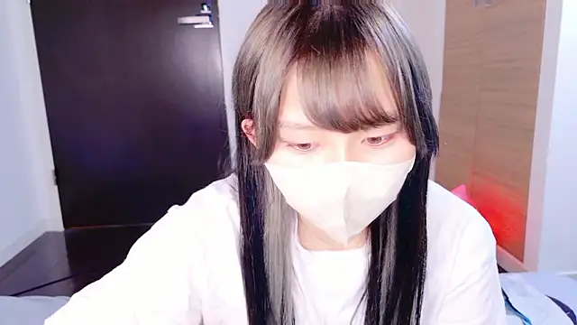 Snapshot of senachinnn chatting on October 19, 2025, 8:48 am senachinnn online show from October 19, 2025, 8:48 am