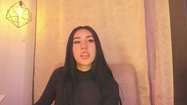 Snapshot of Chanttall_ chatting on January 18, 2025, 4:48 am Chanttall  online show from January 18, 2025, 4:48 am